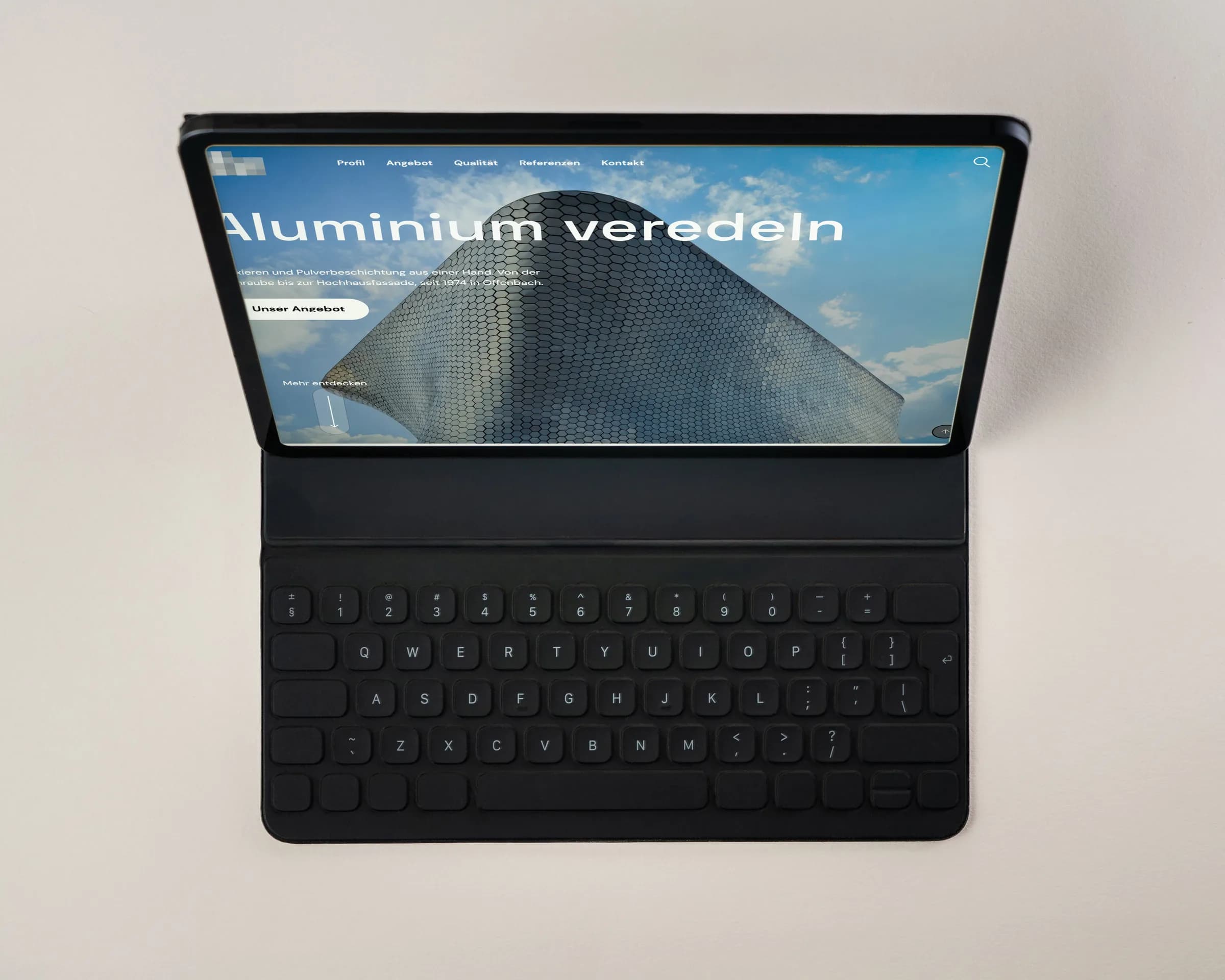 Projekt für einen Betrieb der Oberflächentechnik, auf einem Tablet