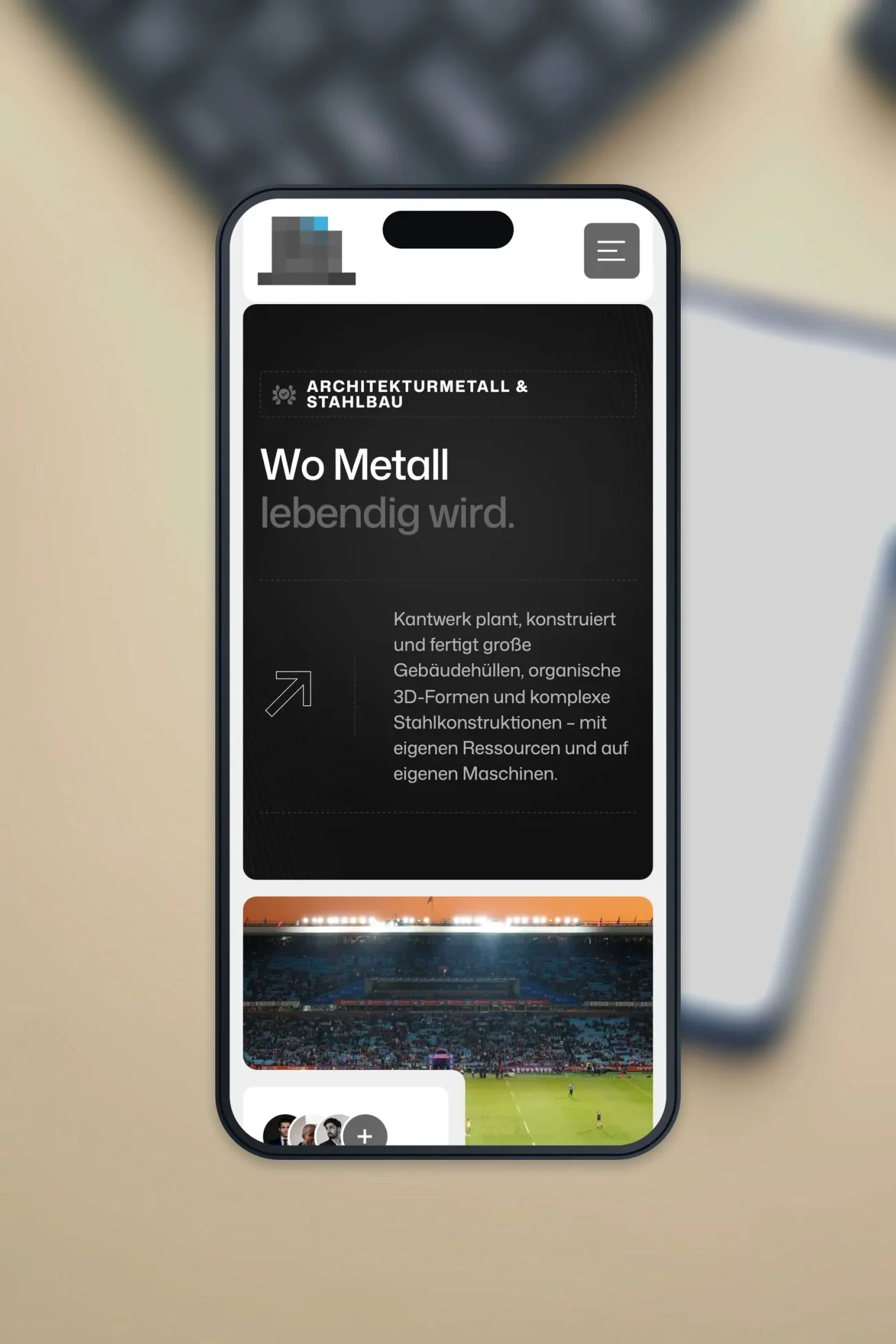 Projekt für einen Metallbaubetrieb, die Startseite auf einem iPhone