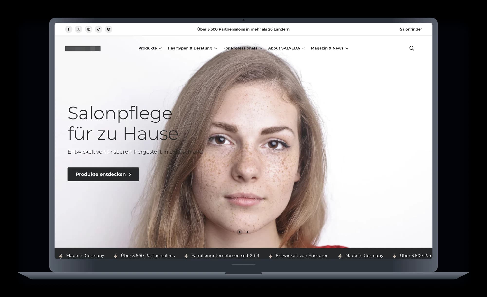 Projekt für einen Onlineshop für Haarpflegeprodukte, die Startseite auf einem MacBook