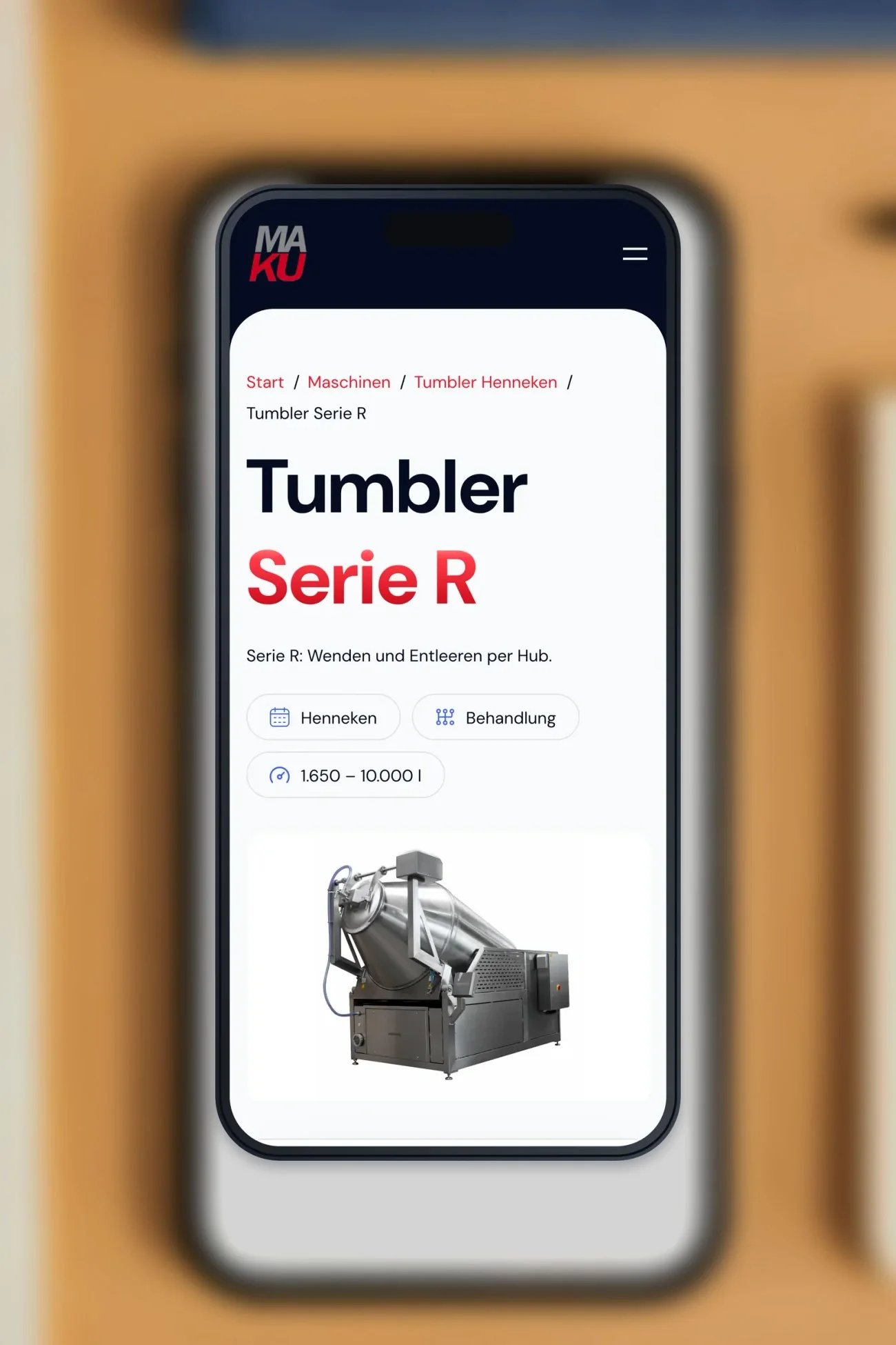 Die Maschinenseite Tumbler Serie R von MAKU Meat Tec auf einem iPhone, mit Produktbild und Füllmenge.