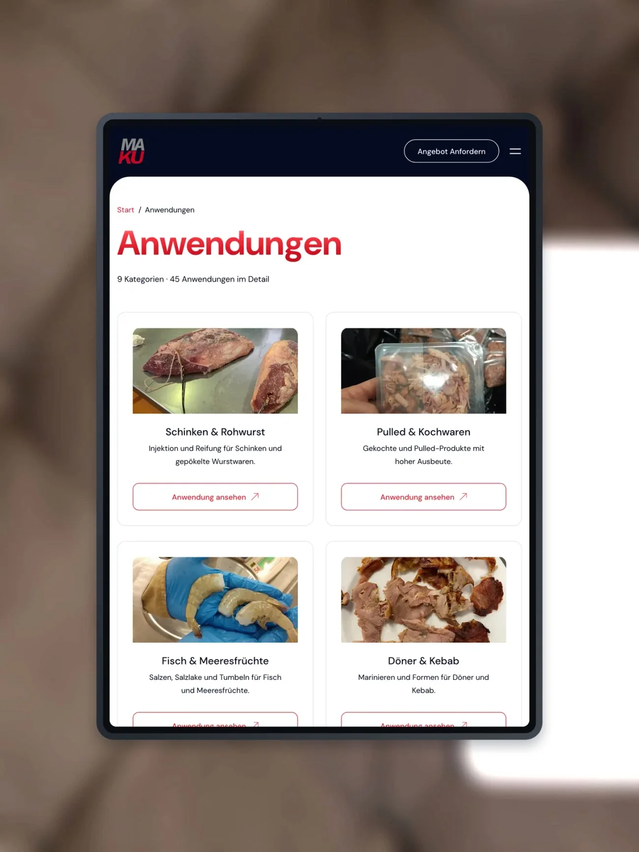 Die Anwendungsseite von MAKU Meat Tec auf einem iPad, mit den Kategorien von Schinken und Rohwurst bis Fisch und Meeresfrüchte.